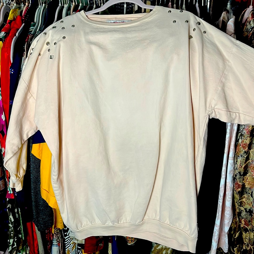 Pale Pink Studded Shoulders Sweatshirt